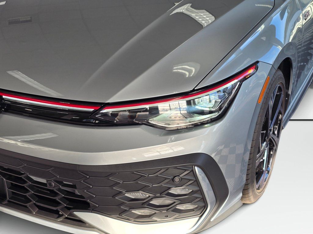 New 2026 Volkswagen GTI SE FWD image 10