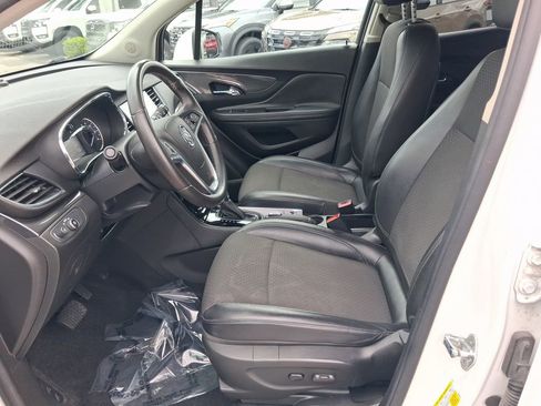 Used 2021 Buick Encore Preferred w/ Safety Package FWD image 14