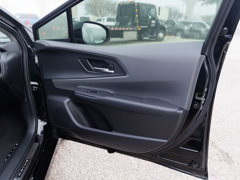 Certified 2024 Toyota Prius XLE image 33