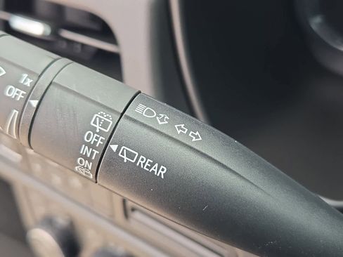 Used 2023 Chevrolet Tahoe RST w/ Sport Performance Package image 27