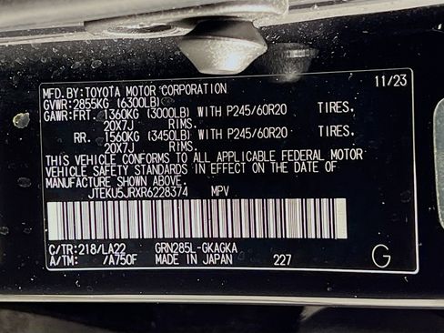 Certified 2024 Toyota 4Runner Limited AWD/4WD image 29