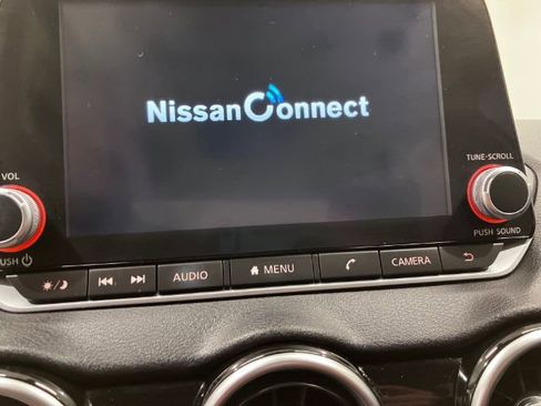 Used 2022 Nissan Sentra SR w/ SR Premium Package image 27