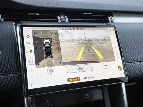 New 2026 Land Rover Discovery Sport Landmark AWD/4WD image 37