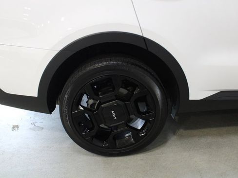 Used 2024 Kia Sorento X-Line EX AWD/4WD image 29
