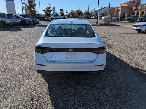 Used 2023 Honda Accord EX-L image 18