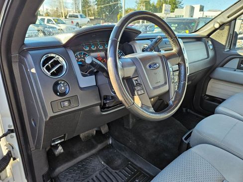 Used 2013 Ford F150 XLT w/ Luxury Equipment Group image 17