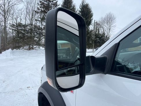 Used 2022 RAM 4500 Tradesman RWD image 25