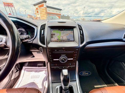 Used 2015 Ford Edge Titanium w/ Equipment Group 302A AWD/4WD image 13