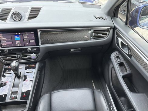 Used 2022 Porsche Macan S AWD/4WD image 17