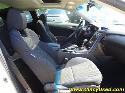 Used 2011 Hyundai Genesis 2.0T RWD image 15