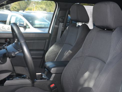 Certified 2025 Toyota Tacoma Limited image 11