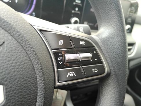 Used 2026 Kia Seltos LX image 33