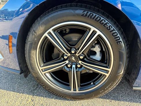 Used 2024 Ford Mustang Convertible RWD image 7