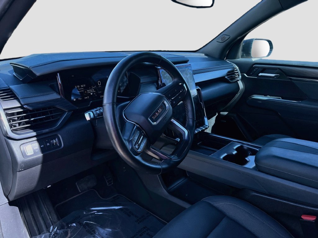 Used 2025 GMC Acadia AT4 AWD/4WD image 9