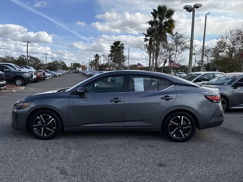 Certified 2024 Nissan Sentra SV image 7