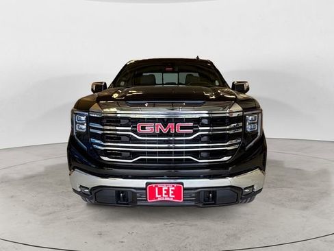 New 2026 GMC Sierra 1500 SLT AWD/4WD image 9