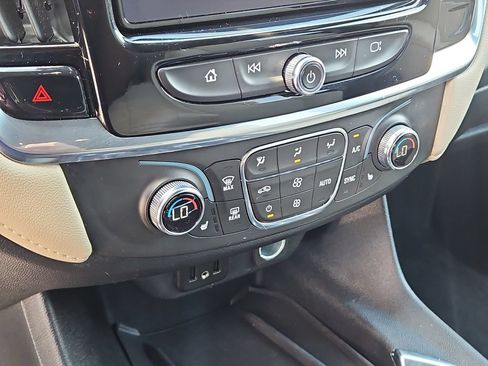 Used 2023 Chevrolet Traverse LT w/ LPO, Cargo Package AWD/4WD image 32