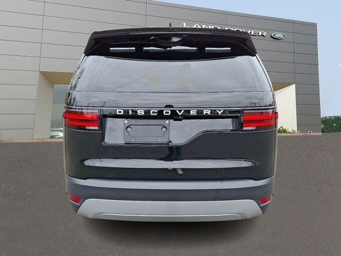 Used 2025 Land Rover Discovery S AWD/4WD image 7