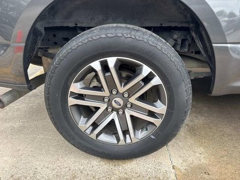 Used 2020 Ford F150 XL w/ Equipment Group 101A Mid RWD image 12