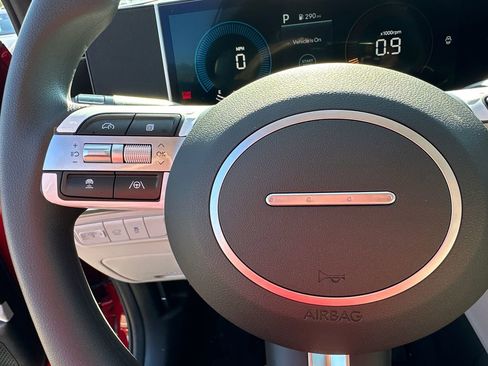 New 2025 Hyundai Tucson SEL image 24