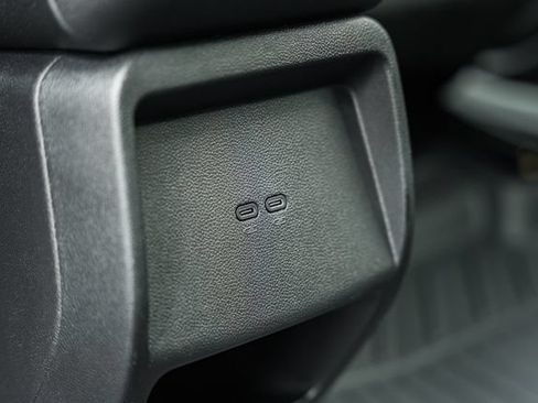 Used 2026 Chevrolet Equinox EV RS FWD image 38
