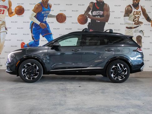 Used 2025 Kia Sportage SX FWD image 18