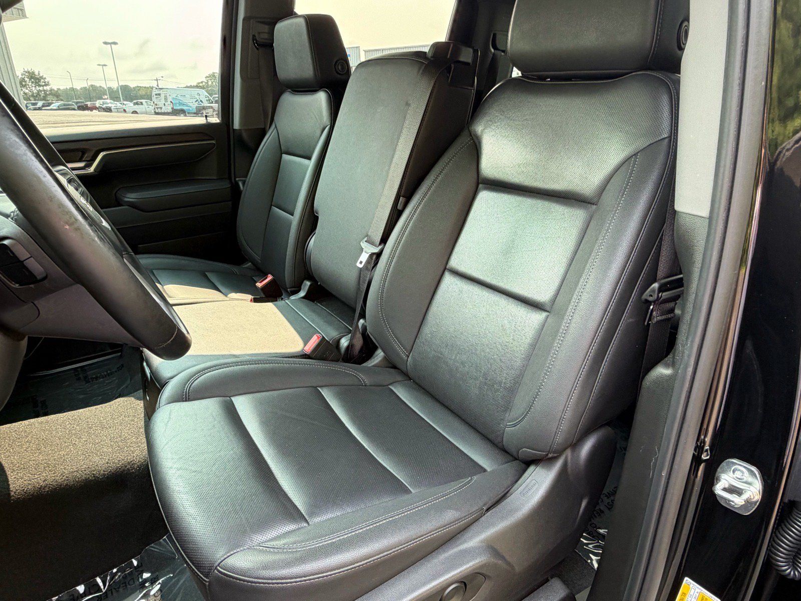 Used 2025 GMC Sierra 1500 SLT AWD/4WD image 34