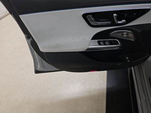 Used 2025 Mercedes-Benz E 53 AMG e 4MATIC Sedan image 7