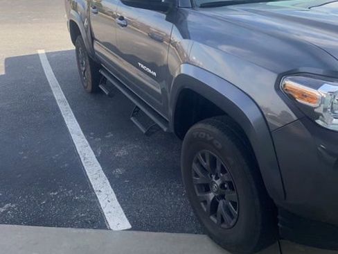 Used 2023 Toyota Tacoma SR5 w/ Technology Package image 2