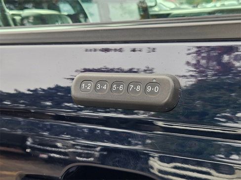 Used 2021 Ford Bronco Wildtrak image 32