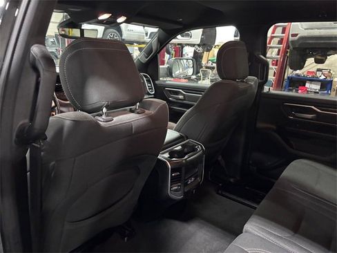 Used 2019 RAM 1500 Big Horn image 23