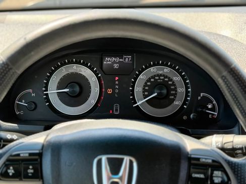 Used 2016 Honda Odyssey SE image 12