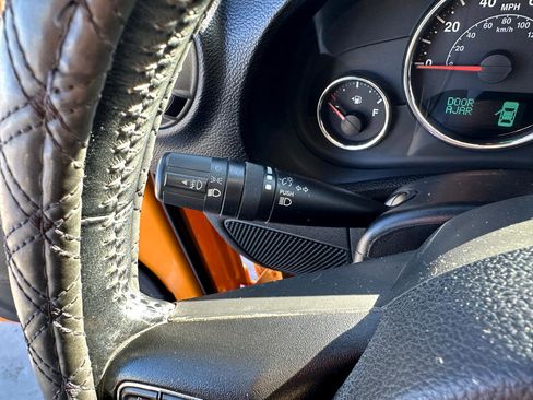 Used 2012 Jeep Wrangler Unlimited Sport image 37