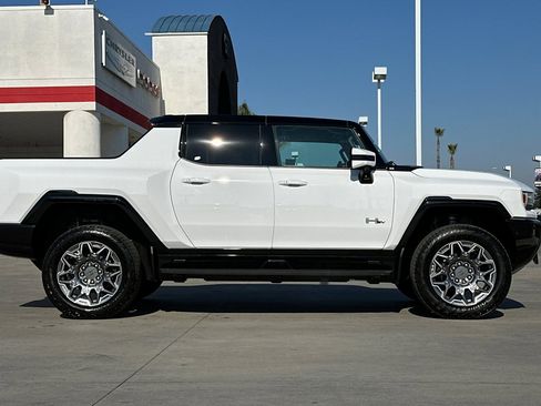 New 2025 GMC Hummer EV 3X image 8