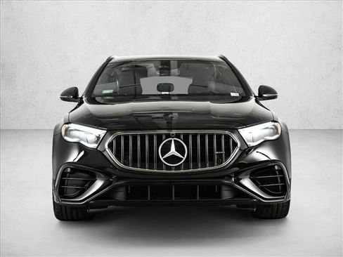New 2026 Mercedes-Benz E 53 AMG e 4MATIC Wagon image 2