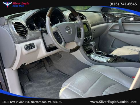 Used 2013 Buick Enclave Leather FWD image 7