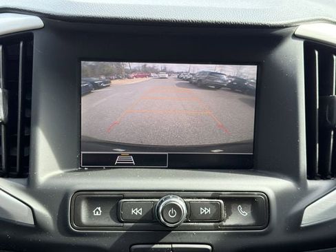 Used 2022 GMC Terrain SLE w/ Elevation Edition image 21