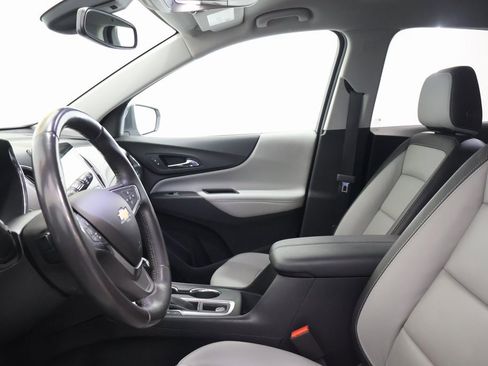 Used 2019 Chevrolet Equinox Premier image 13