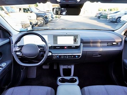 Certified 2024 Hyundai Ioniq 5 SEL image 19
