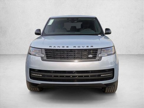 New 2026 Land Rover Range Rover Long Wheelbase SE image 6