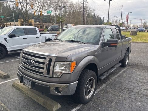 Used 2012 Ford F150 XLT w/ XLT Convenience Pkg image 2