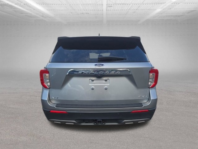 Certified 2023 Ford Explorer XLT w/ Equipment Group 202A AWD/4WD image 7