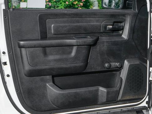 Used 2017 RAM 1500 Tradesman w/ Chrome Appearance Group image 12