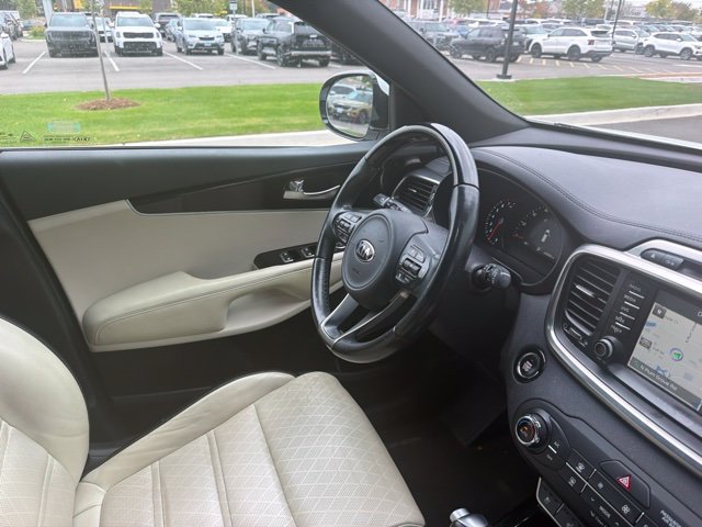 Used 2017 Kia Sorento SX AWD/4WD image 18