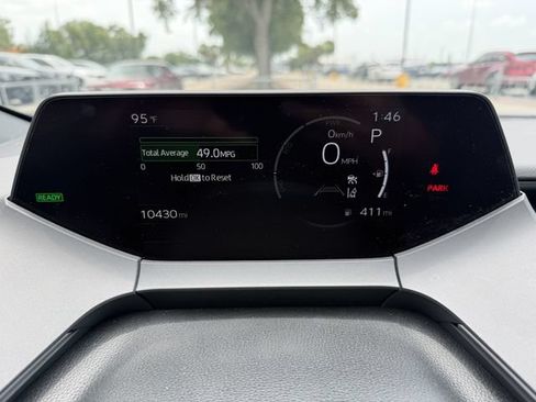 Used 2024 Toyota Prius XLE FWD image 16