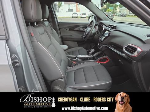 Used 2023 Chevrolet TrailBlazer RS w/ Convenience Package AWD/4WD image 24