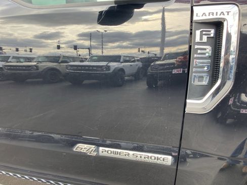 Used 2020 Ford F350 Lariat w/ Chrome Package image 37