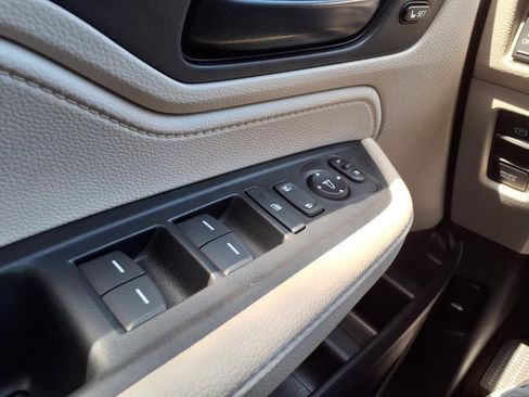 New 2026 Honda Odyssey EX-L image 7