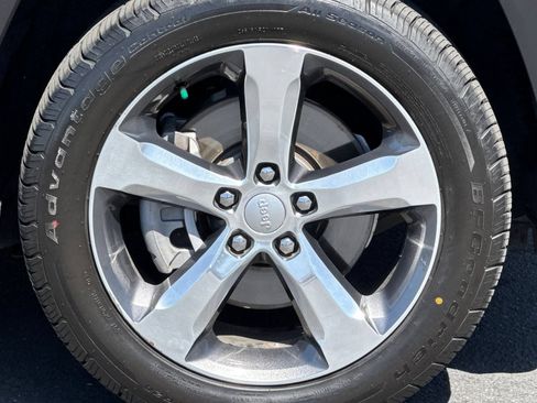 Used 2022 Jeep Grand Cherokee L Limited RWD image 42