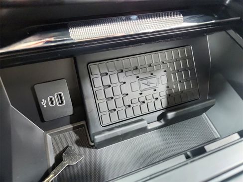 New 2025 Ford F150 Platinum w/ Equipment Group 702A High image 34